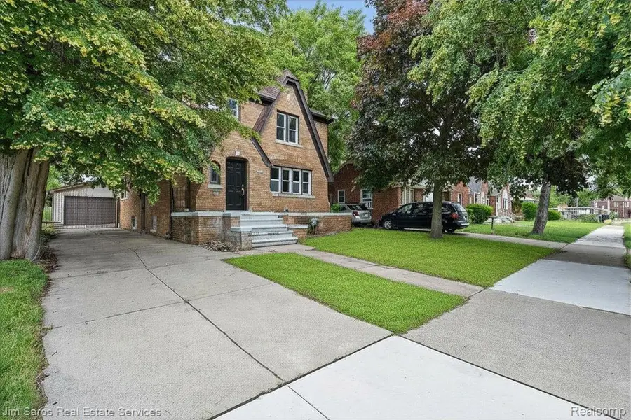 9417 E Outer Drive, Detroit, MI 48213 - #2