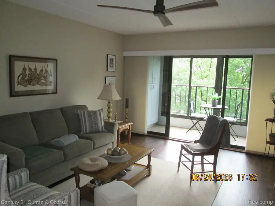 21800 Morley Avenue #403, Dearborn, MI 48124 - #3