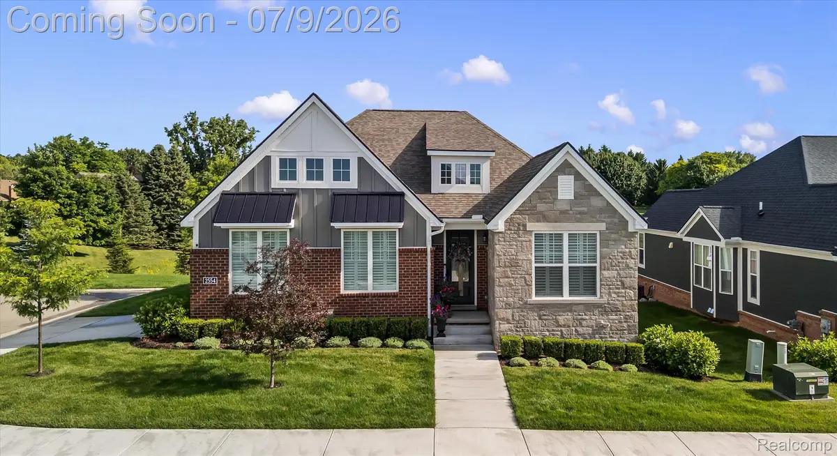 2554 Middleton Street, Rochester Hills, MI 48309 - #1