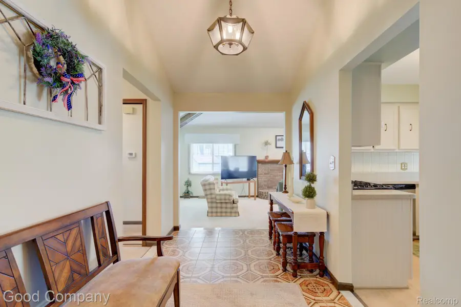 14137 Bangor Drive, Sterling Heights, MI 48313 - #3