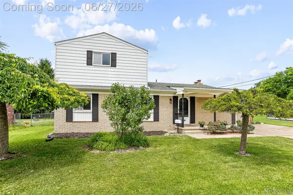 120 S Marie Street, Westland, MI 48186