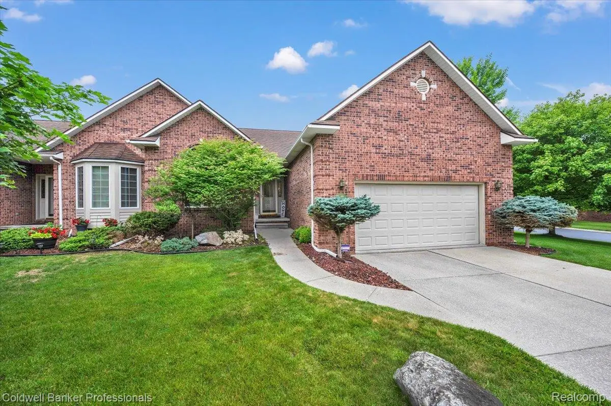1518 Wildwood Court, Flint, MI 48532 - #1