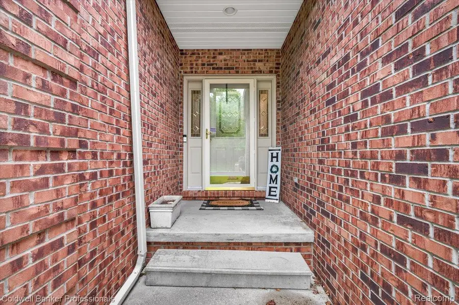 1518 Wildwood Court, Flint, MI 48532 - #3