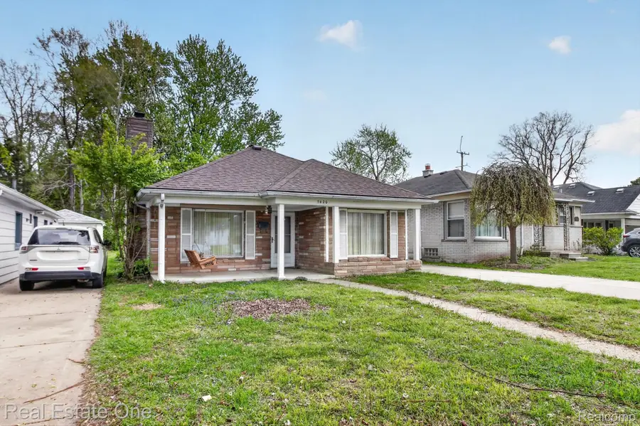 7420 Drexel Street, Dearborn Heights, MI 48127 - #2