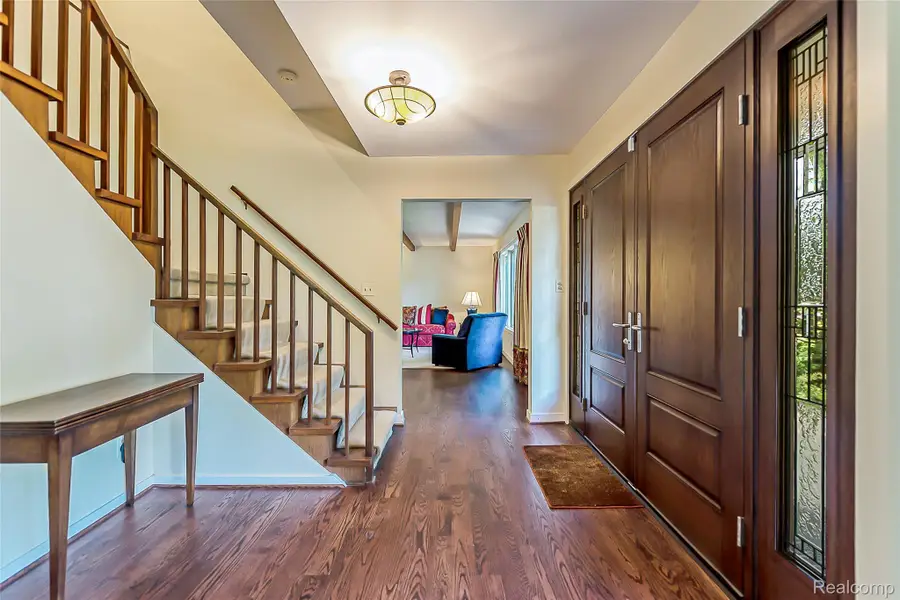 581 Woodway Court, Bloomfield, MI 48302 - #3