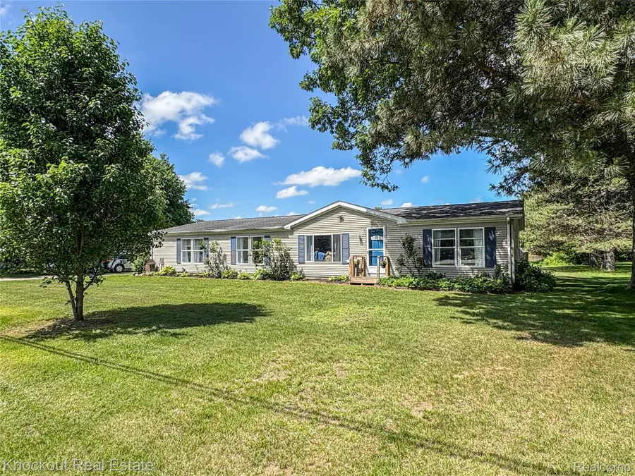 7760 Bell Road, Bridgeport, MI 48415 - #2