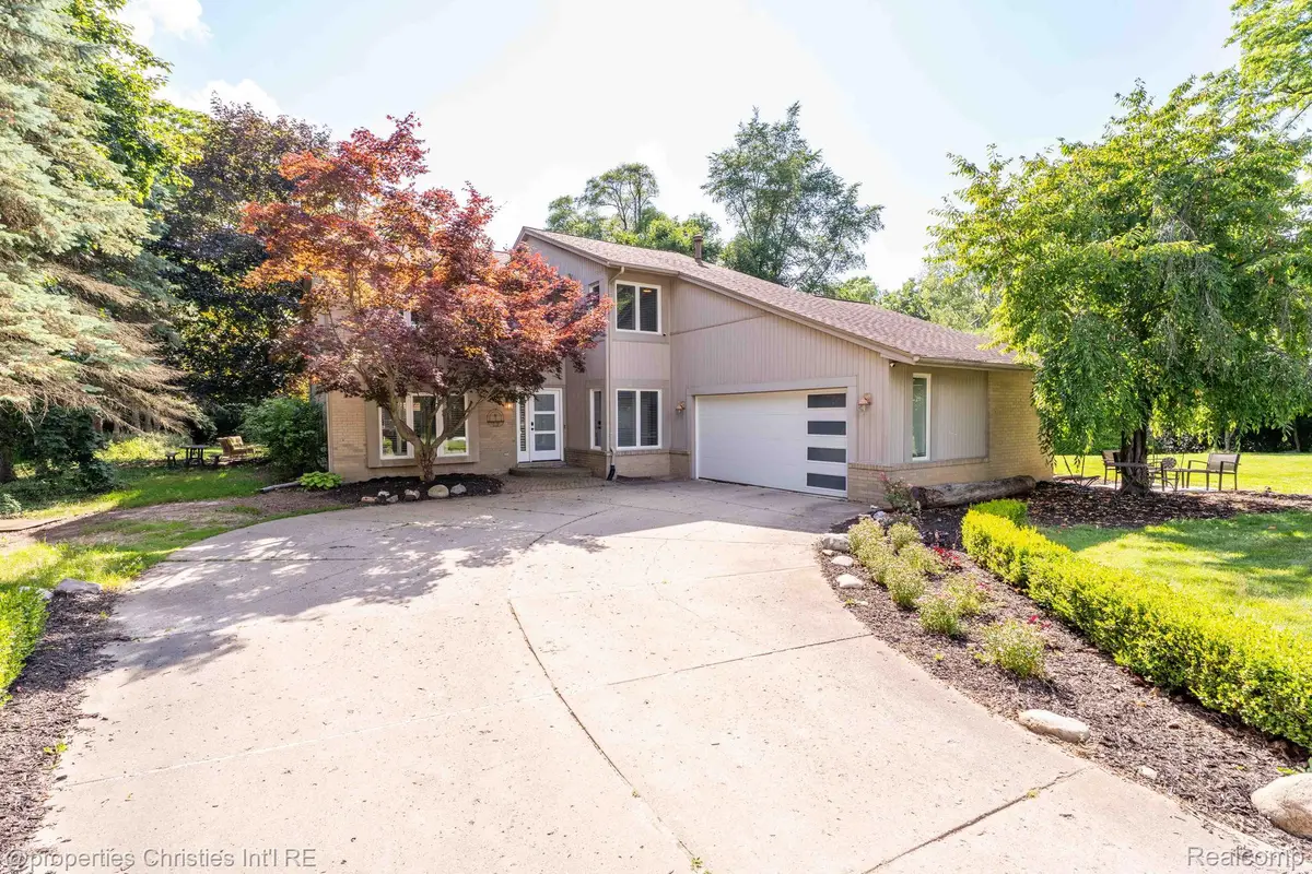 2766 Acorn Road, Bloomfield, MI 48302 - #1