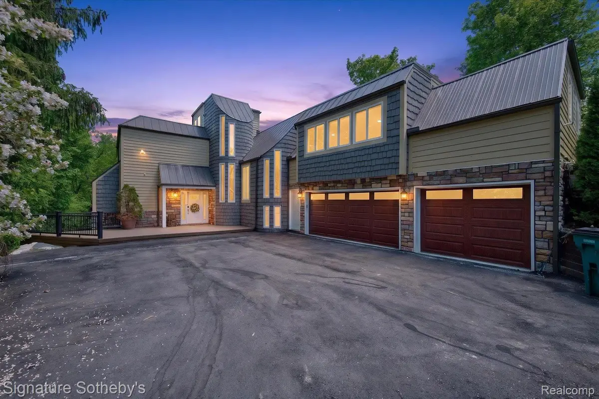 30650 Lahser Road, Beverly Hills, MI 48025 - #1