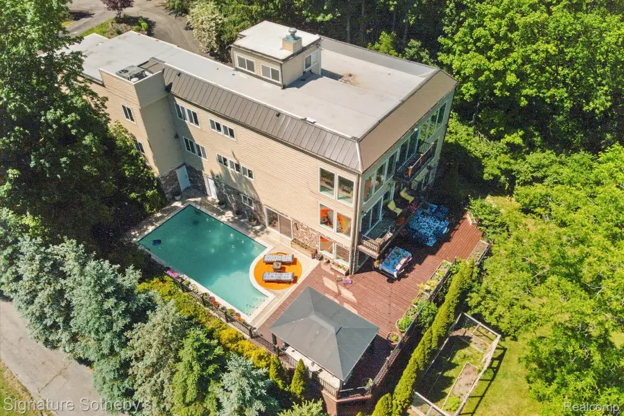 30650 Lahser Road, Beverly Hills, MI 48025 - #3