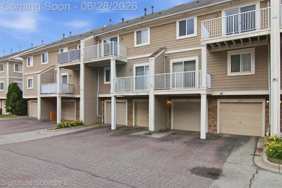 1091 Beaver Run, Troy, MI 48083 - #3