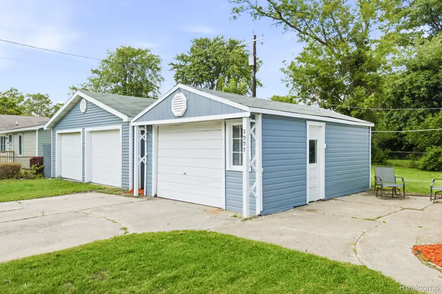 2007 Hancock Street, Port Huron, MI 48060 - #3