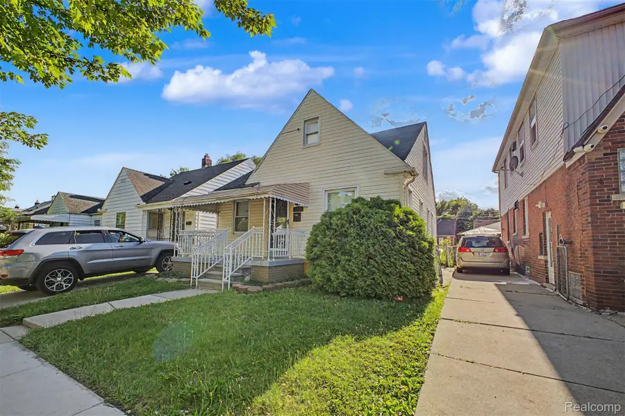 4645 Rosalie Street, Dearborn, MI 48126 - #2