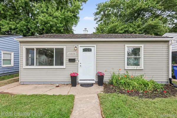 21323 La Salle Boulevard, Warren, MI 48089
