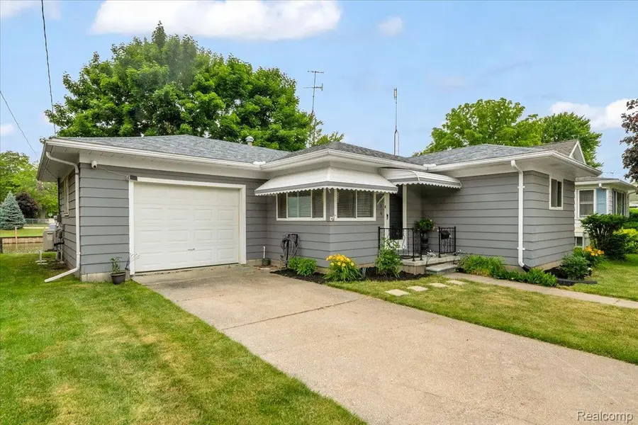 834 S Main Street, Marine City, MI 48039 - #3