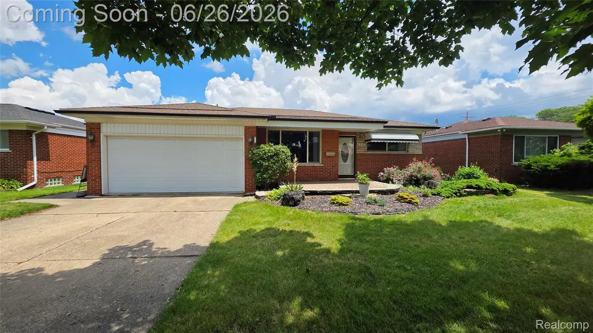 29120 Dover Avenue, Warren, MI 48088 - #1