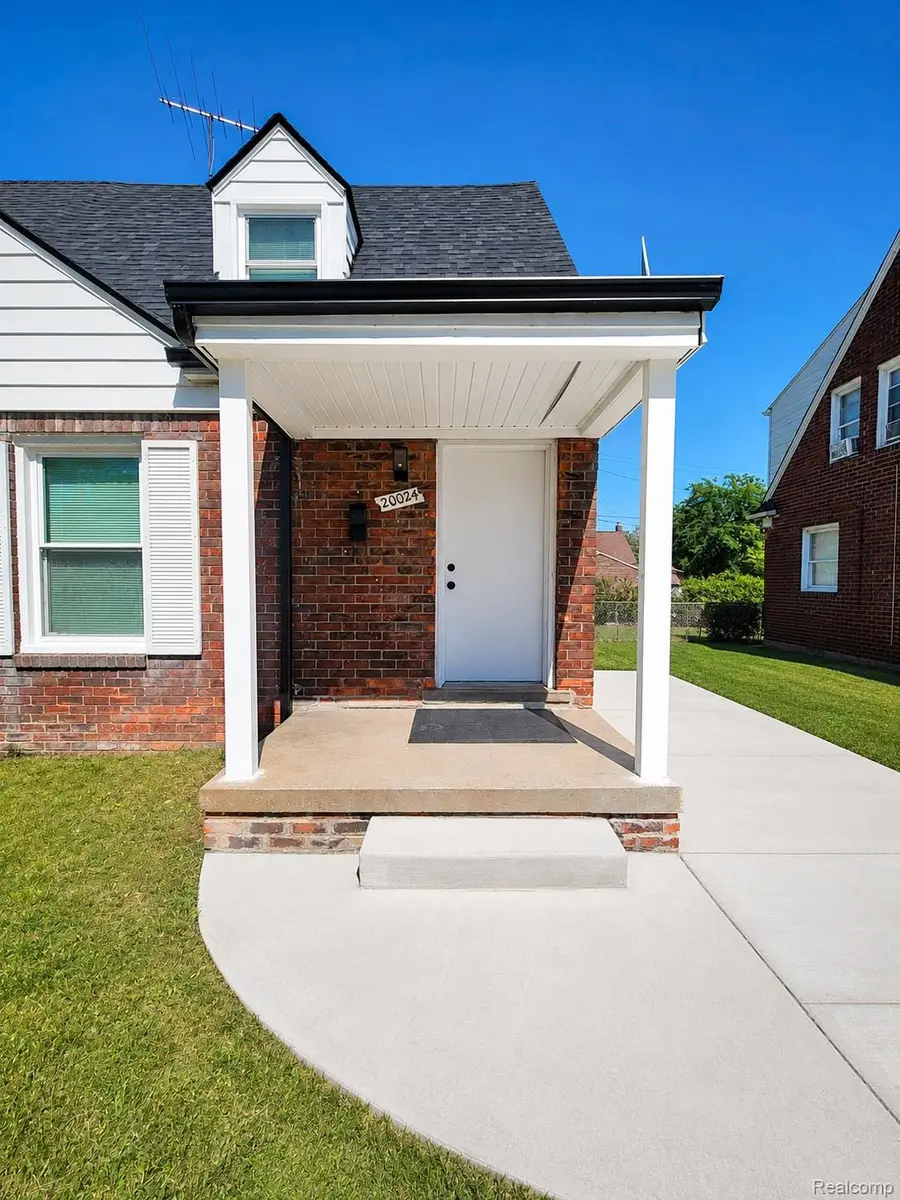 20024 Meyers Road, Detroit, MI 48235 - #2