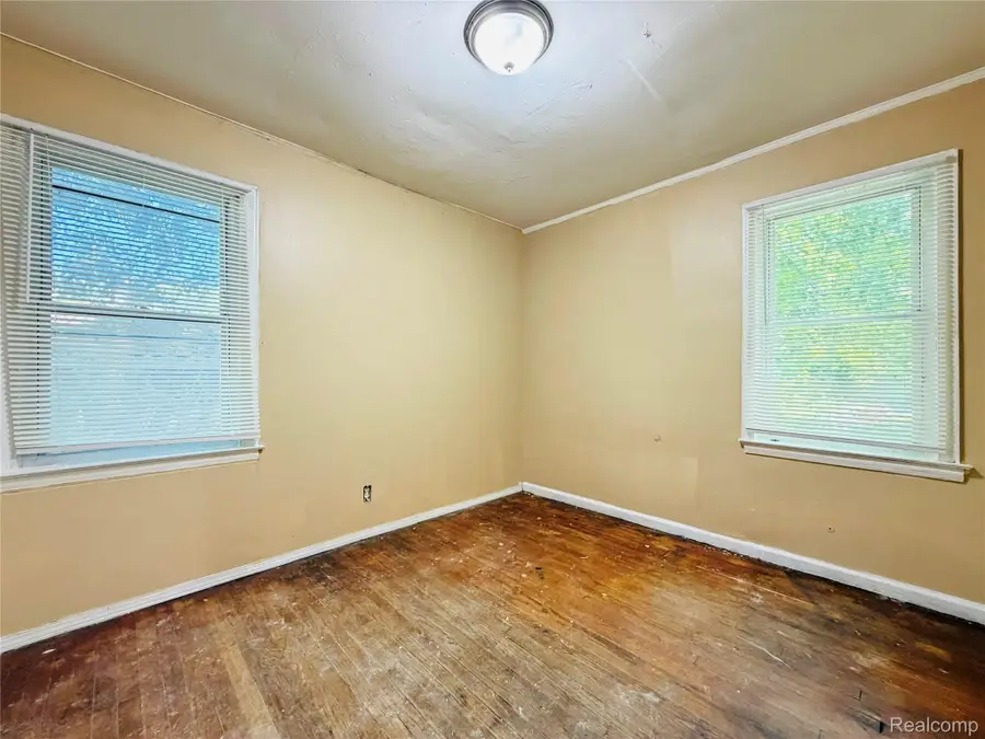 17174 Stout Street, Detroit, MI 48219 - #2