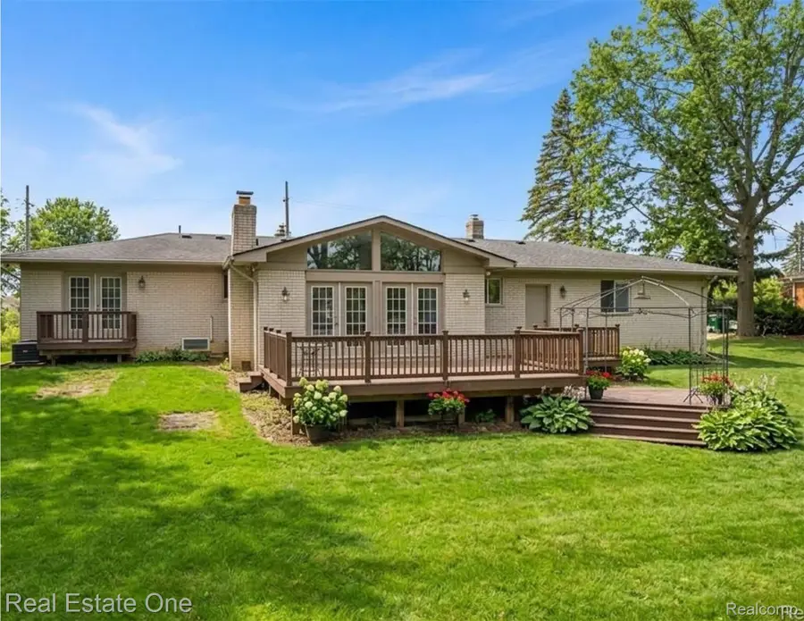50500 Card Road, Macomb, MI 48044 - #3