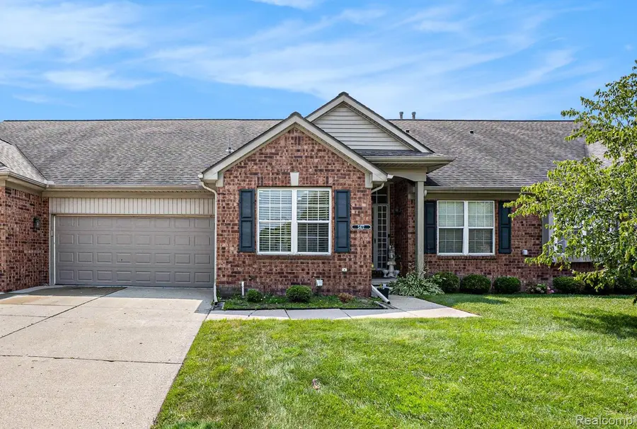 5477 Victory Circle, Sterling Heights, MI 48310 - #3