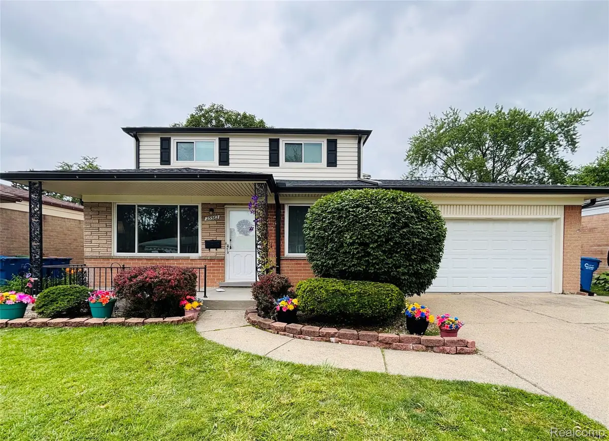 25562 Masch Avenue, Warren, MI 48091 - #1