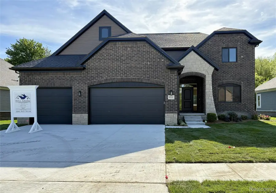 49241 London Bridge Drive, Macomb, MI 48042 - #2