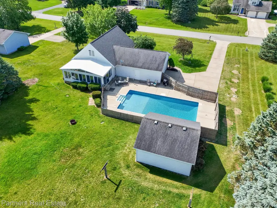 9145 Apple Orchard Drive, Fenton, MI 48430 - #3