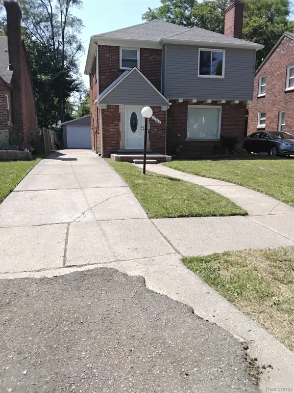 17367 Huntington Road, Detroit, MI 48219