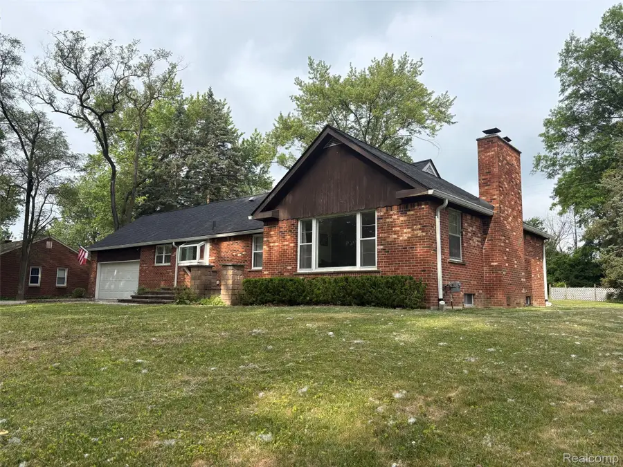 24567 Westmoreland Drive, Farmington, MI 48336 - #2