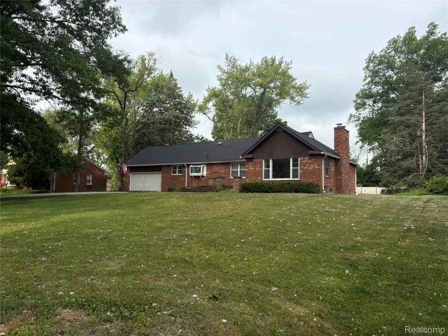 24567 Westmoreland Drive, Farmington, MI 48336 - #3