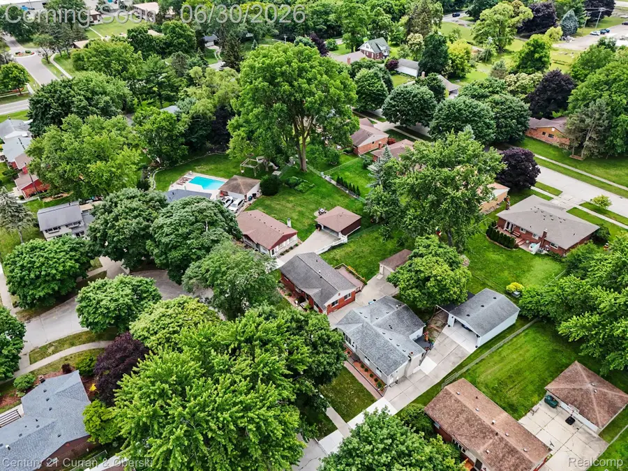 42519 Applecreek Drive, Plymouth, MI 48170 - #3