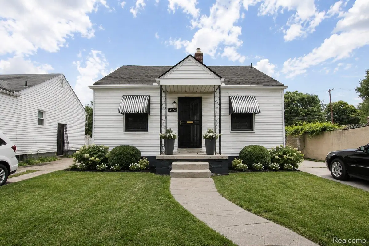 19328 Dresden Street, Detroit, MI 48205 - #1