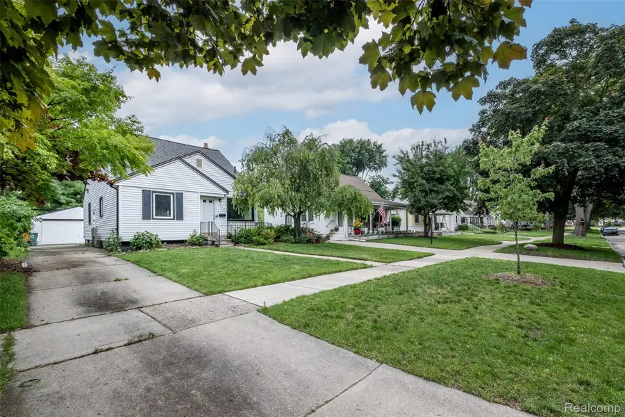 807 Vermont Avenue, Royal Oak, MI 48067 - #2