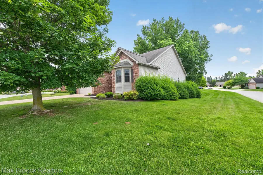 13141 Harbor Landings Drive #76, Fenton, MI 48430 - #3