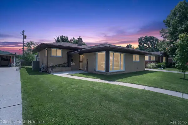 14242 Foch Street, Livonia, MI 48154