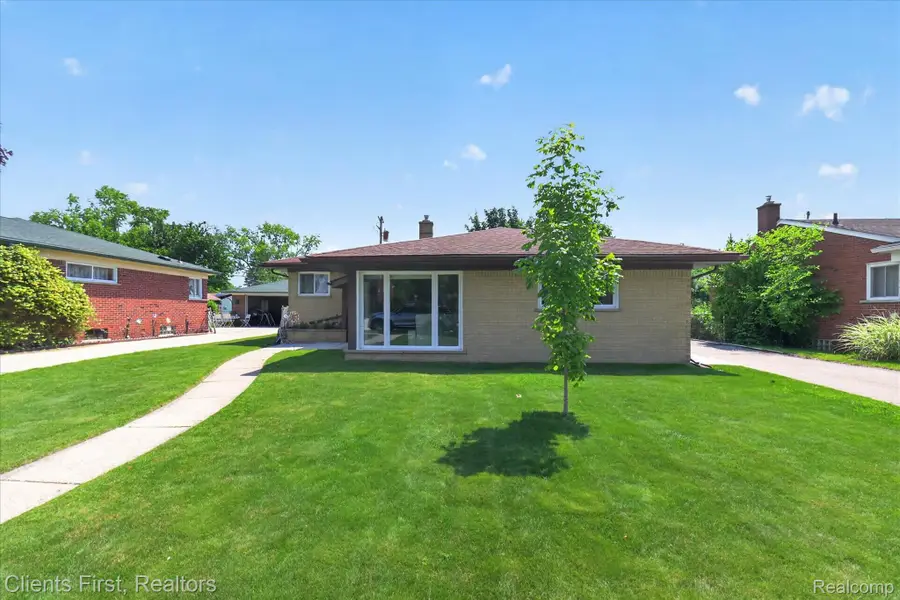 14242 Foch Street, Livonia, MI 48154 - #2