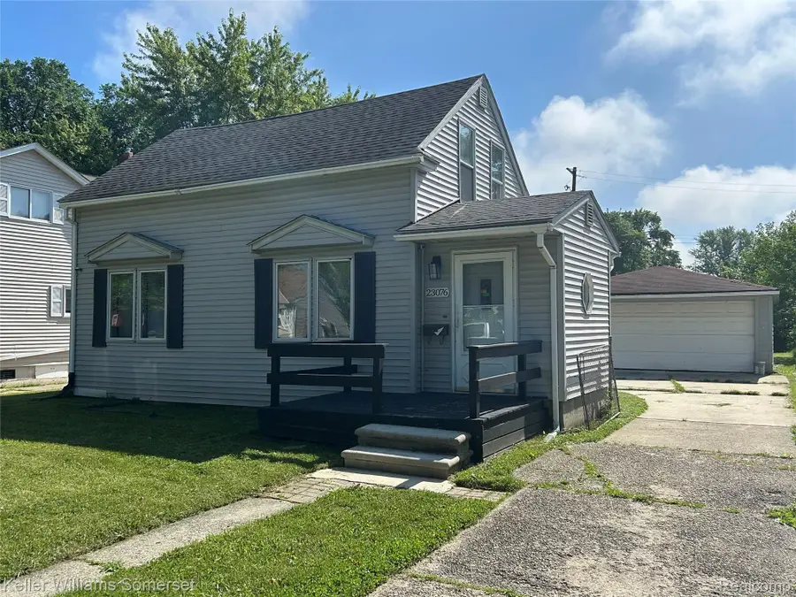 23076 Melrose Avenue, Eastpointe, MI 48021 - #3
