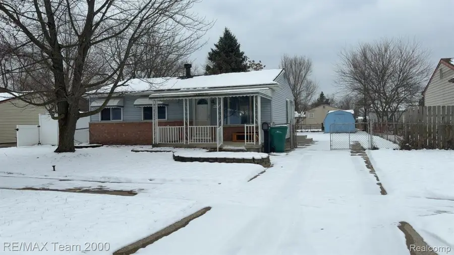 28567 Forest Dale Street, Romulus, MI 48174 - #2