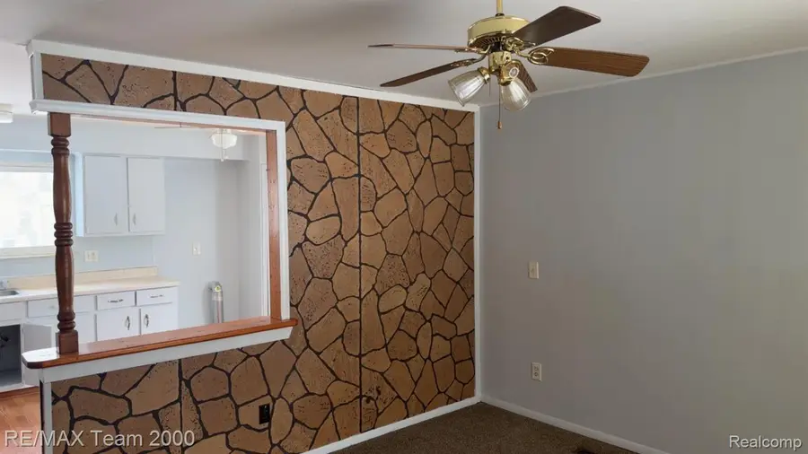 28567 Forest Dale Street, Romulus, MI 48174 - #3