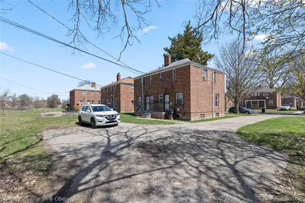 9143 Mettetal Street, Detroit, MI 48228