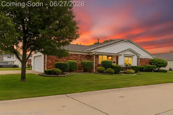 31980 Mark Adam Lange #12, Warren, MI 48093
