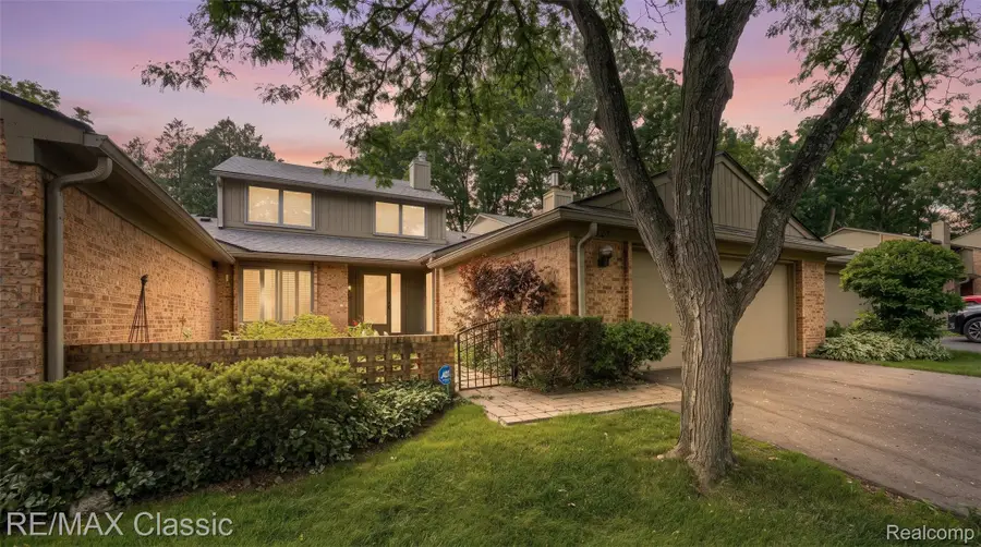 727 Arbor Court, Bloomfield Hills, MI 48304 - #3