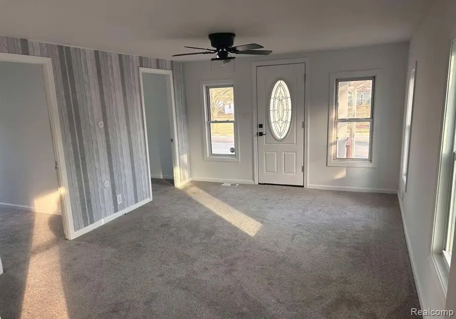 8083 Crapo Street, Swartz Creek, MI 48473 - #2