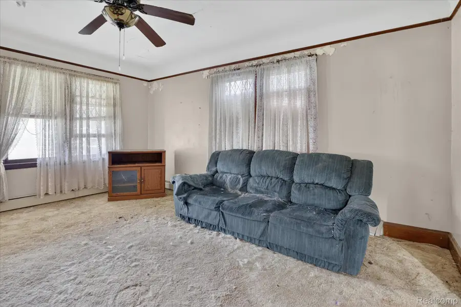 26275 Pennsylvania Road, Romulus, MI 48174 - #3
