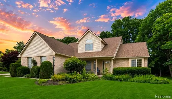 2366 Elkridge Circle, Highland, MI 48356