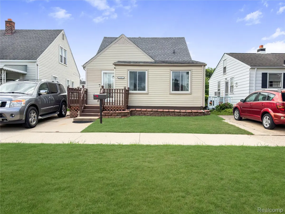 6907 Orchard Avenue, Dearborn, MI 48126 - #1