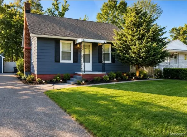 71 Biltmore Drive, Troy, MI 48084