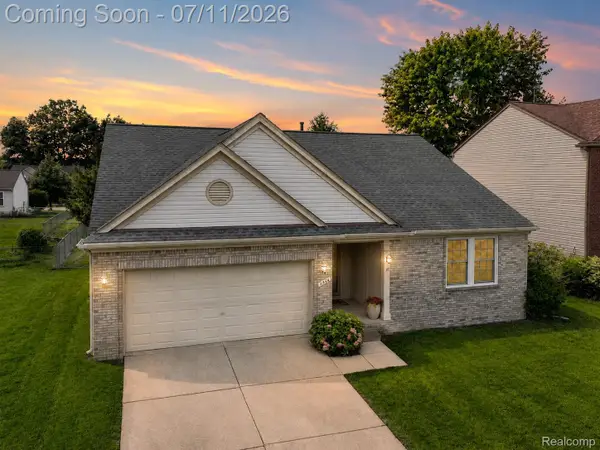 6564 Enchanted Drive, Ypsilanti, MI 48197
