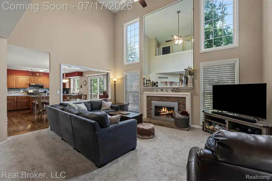 45192 Thornhill Road, Canton, MI 48188 - #3