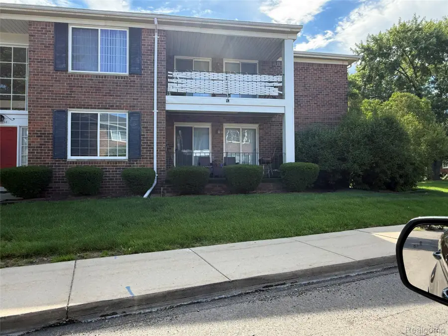 25354 Shiawassee Circle #28596, Southfield, MI 48033 - #2