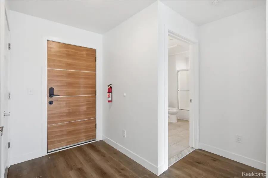 166 Oak St. Street #304, Wyandotte, MI 48192 - #3
